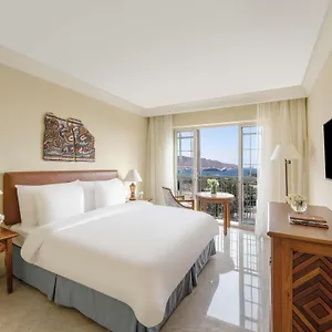 5* אתר נופש Moevenpick & Residences